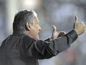 Fernando Soutello/Agif/Gazeta Press Ambiente caseiro e ausência de Ganso ajudam Timão contra o Santos